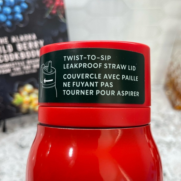 Starbucks Red 2024 Holiday Red Logo Twist to Sip SS Bottle Tumbler. NWT! - Picture 5 of 10